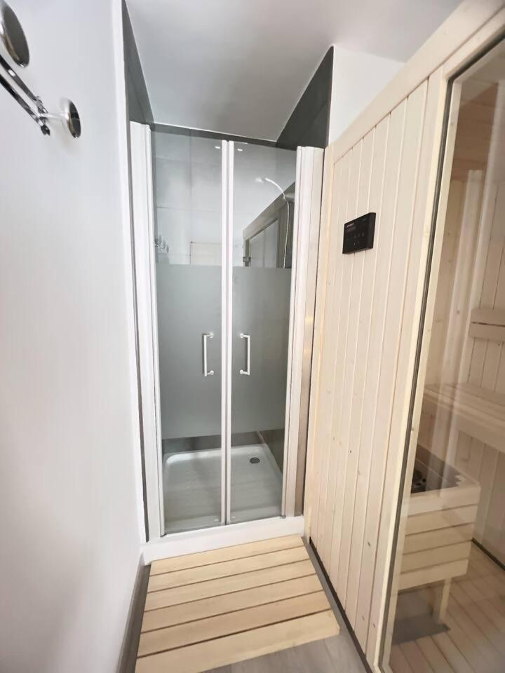 Luxury Sauna By Confortsky Pas De La Casa Εξωτερικό φωτογραφία